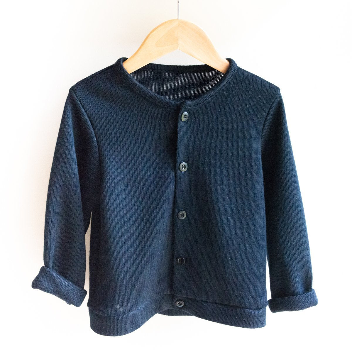 Ikatee - VIC Adult Cardigan - 34/46 - Paper Sewing Pattern