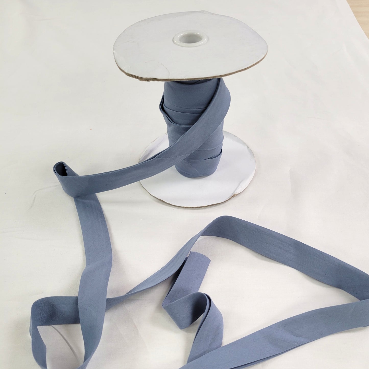 Quilt Bias Binding Extra Wide Double Fold 25mm (1") - Grey Blue