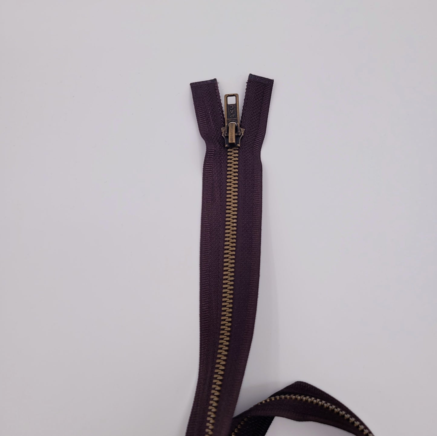 Antique Brass - #5 Open Ended Two Way Separating Jacket Zipper - 86cm (34″) No. 5 - Brown