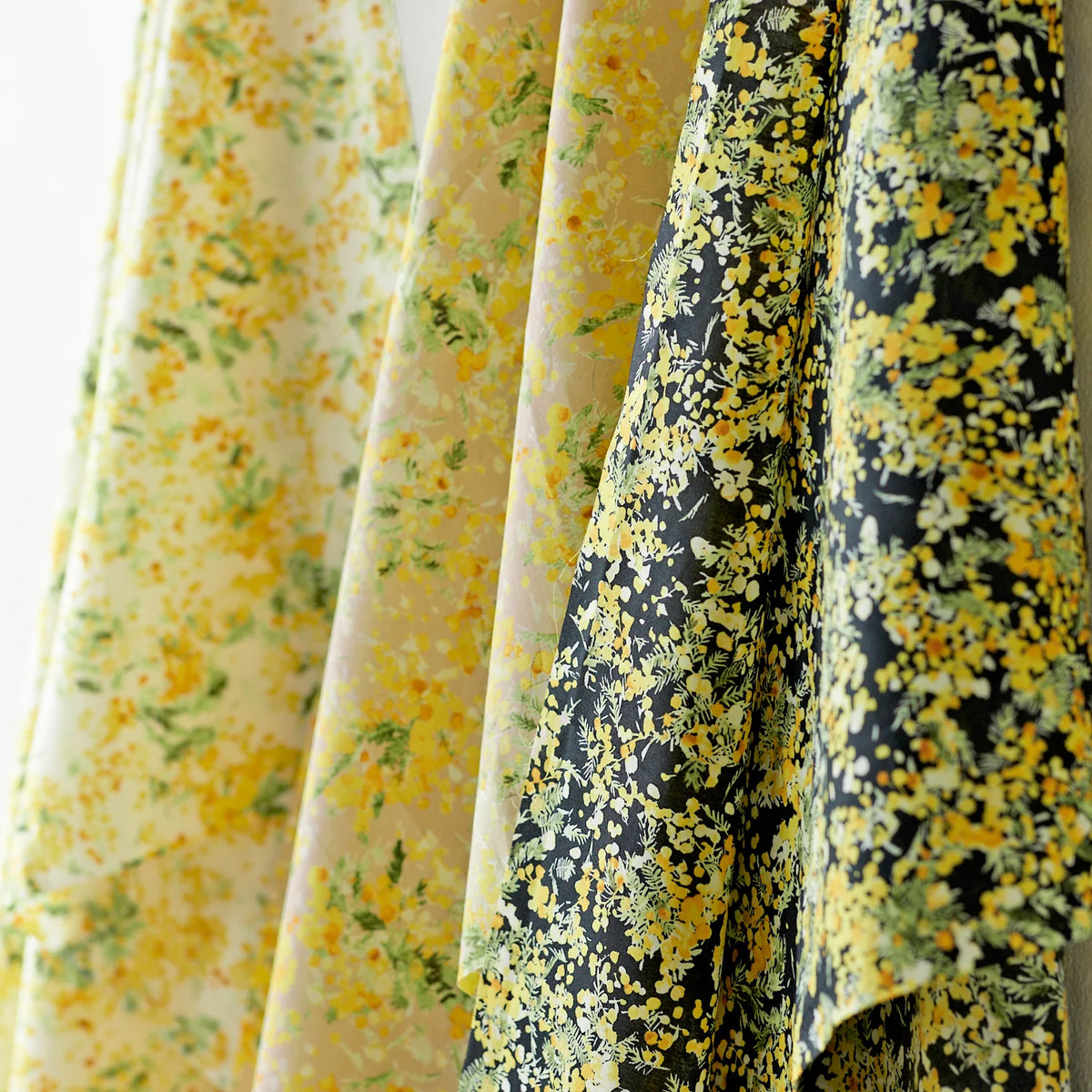 Fbri 4 Riverside Kokka - Mimosa - 32A - Cotton Lawn Fabric – Riverside Fabrics