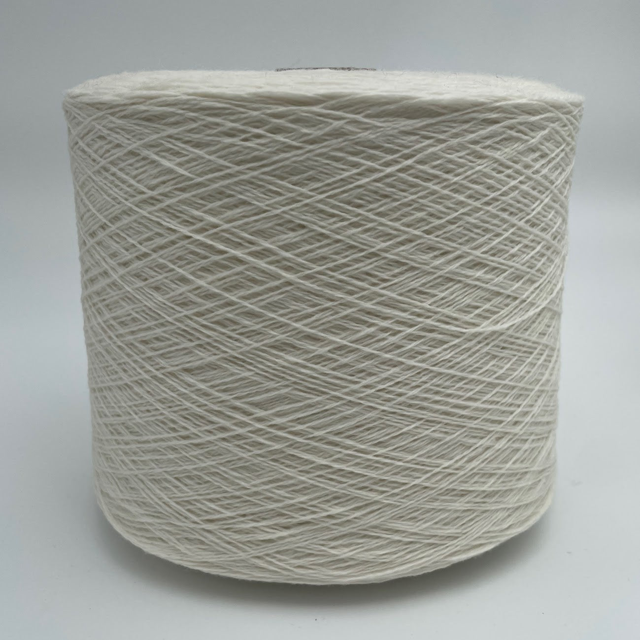 100% Cashmere Yarn - Deadstock Yarn - Made in Italy -  Ivory - Lace Weight  - 100g