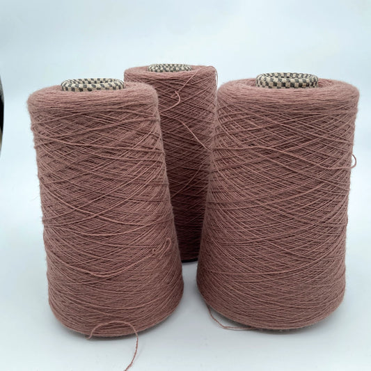 100% Cashmere Yarn - Deadstock Yarn - Carriaggi - Made in Italy - Dusty Rose - Laceweight